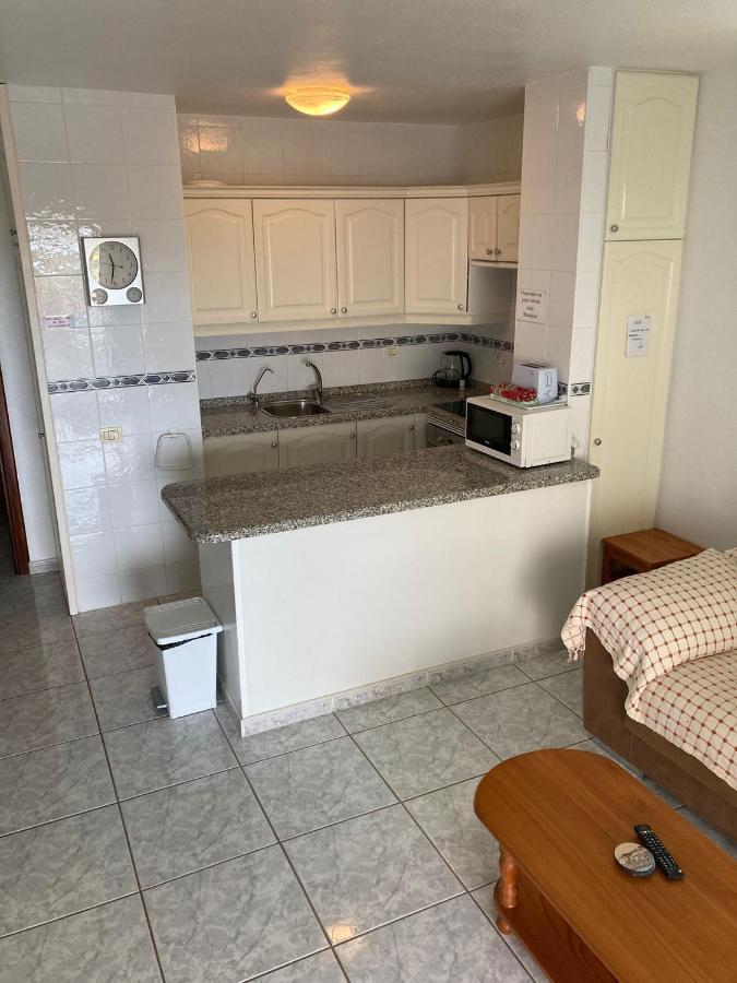 Victoria Court 2, Los Cristianos Guincho  Eksteriør billede