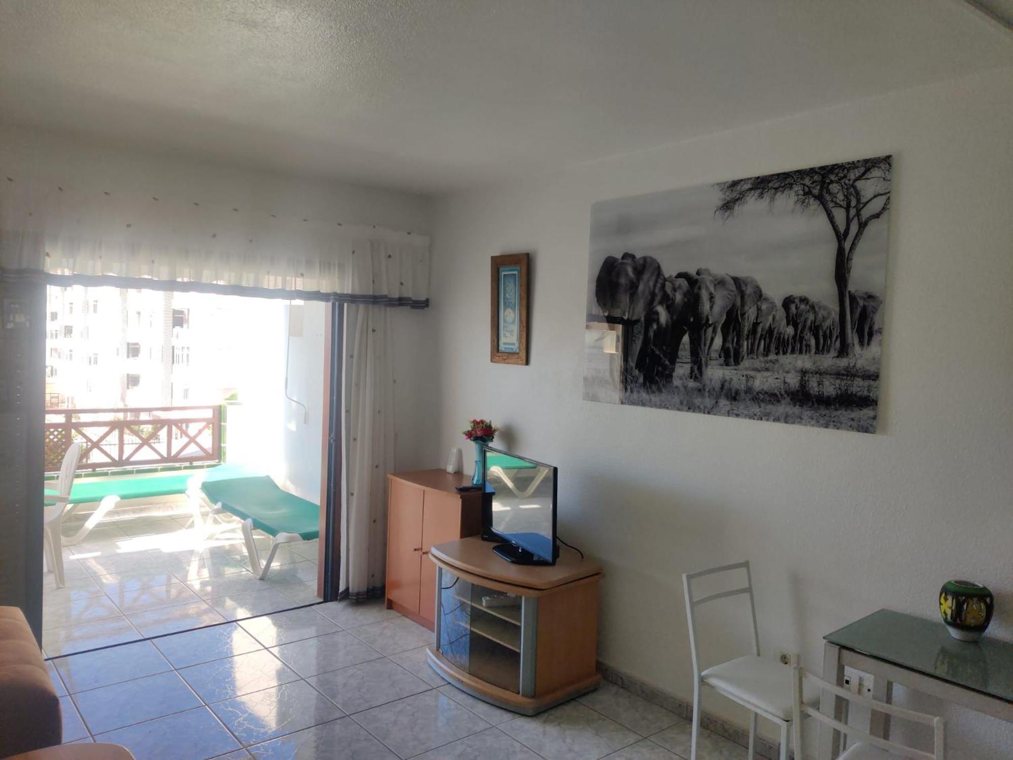 Victoria Court 2, Los Cristianos Guincho  Eksteriør billede